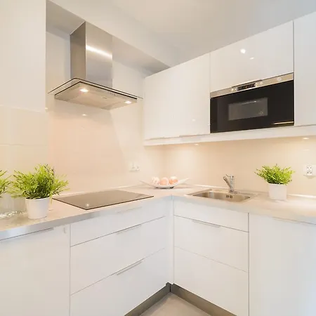 Na Grobli 16a Apartament *